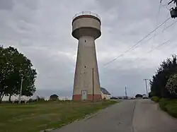 Le château d'eau de la commune.