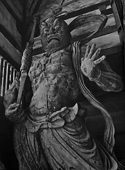 Niō de la grande porte sud (Nandai-mon) du Tōdai-ji de Nara, par Kaikei et Unkei, début XIIIe&nbsp;siècle.