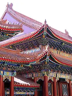 Toits du palais des nuages ordonnés.