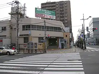 Entrée de la station Tōyōchō