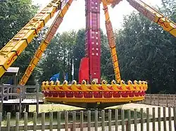 Tomahawk à Six Flags Holland