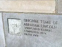 Morceau de la Tombe de Lincoln.