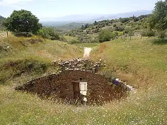 Tombe d'Égisthe à la coupole effondrée.