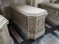 13Ferdinand d'Orléans, duc de Montpensier.