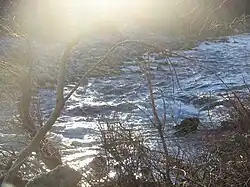 Le Tormes à Navamorisca dans le village d'El Losar (rive gauche) et à Vallehondo dans le village de San Lorenzo de Tormes (rive droite).
