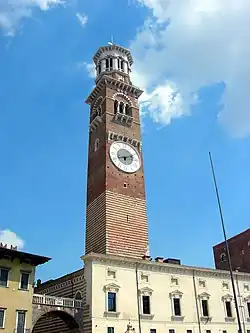 Tour des Lamberti à Vérone