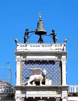 La terrasse des Maures.