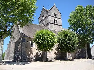 Église Saint-Symphorien de Touches.