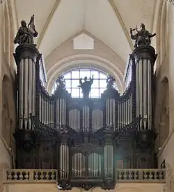 Orgues de la basilique.