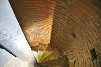 Escalier en vis du clocher.