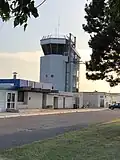 Tour de contrôle de l'aéroport (2019).
