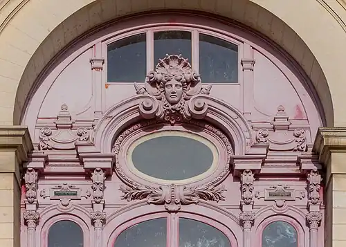Détail de la façade principale.