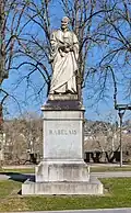 Statue tourangelle de François Rabelais par Henry Dumaige.