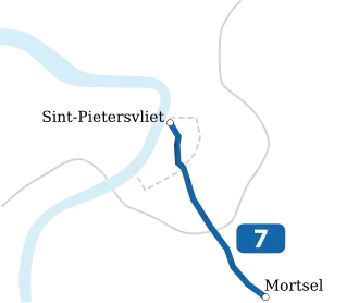 Voir la carte de la ligne.