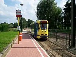 Tram 39 prêt au départ à Ban Eik