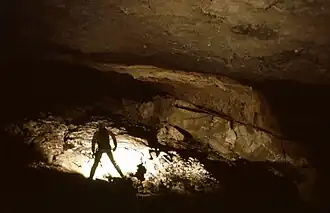 Galeries creusées dans le chevauchement, les Toboggans vers -520 m du T13 (Torca del Alba).