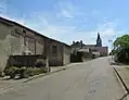 La rue principale et l'église.