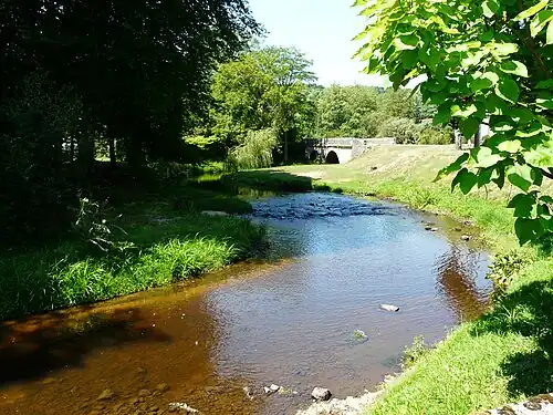 Le Trieux à l'ouest du bourg de Busserolles.