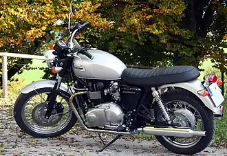 L'iconique Triumph Bonneville. Ici, un modèle de 900 cm3 de 2008.