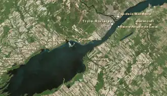 Coup d'œil satellite.