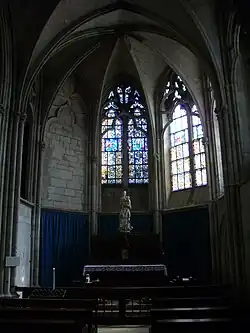 La statue de « Marie aux raisins ».