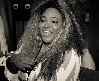 Silky Nutmeg Ganache remporte le Snatch Game de la onzième saison avec son imitation de Ts Madison.