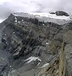 Bordure méridionale du glacier.