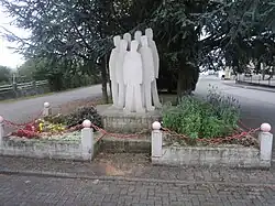 Tucquegnieux plateau, monument commémorant les luttes des mineurs pendant les fermetures des puits.