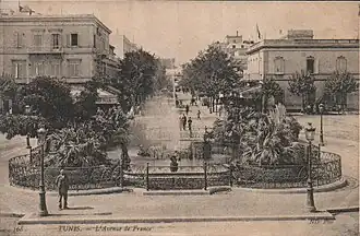 Place en 1900.