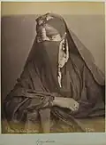 Jeune femme arabe, vers 1880.