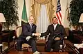 Les présidents George W. Bush et Kikwete au palais.