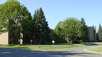 Pavillon Michel Sarrazin.