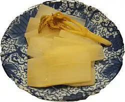 Ohitashi (bouilli) de Udo de Tokyo