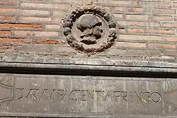 Ulmo : devise DURUM PACIENTIA FRANGO (« Ma patience triomphe de tout »).