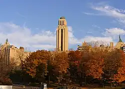 Photo du pavillon Roger Gaudry de l'Université de Montréal.