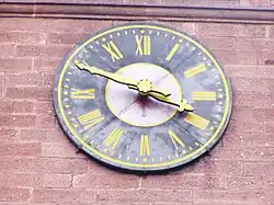 L'horloge de l'église.