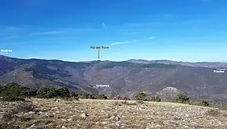 Vue vers le village d'Urbanya et une partie du secteur Est de la zone du Madrès