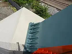 Le support de l'arche du pont.