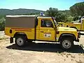 Véhicule 4&nbsp;×&nbsp;4 de logistique Landrover 110 de l'ONF du Var en 2006.
