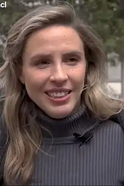 Valeria Muriel Ortega Schettino, est journaliste et animatrice de télévision chilienne.