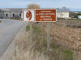 Panneau E33b Commune du parc naturel régional du Verdon.