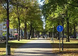 Piste piétonne et cyclable.