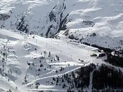 Le massif de la Sétaz.