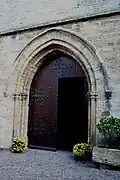 Porte de l'église Saint-Étienne.