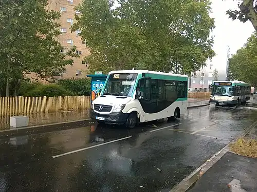 Vehixel Cytios 3/23 sur la ligne 330.