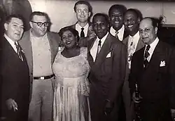 Jack Teagarden, Sandy DeSantis, Velma Middleton, Fraser MacPherson, Cozy Cole, Arvell Shaw, Earl Hines, Barney Bigard au Palomar Supper Club de Vancouver (Mars 1951)