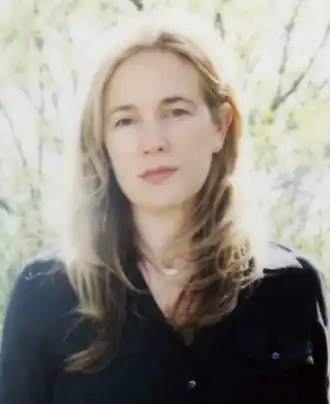 Vendela Vida (diplômée en 1993) : Journaliste, autrice, cofondatrice du journal The Believer (magazine)