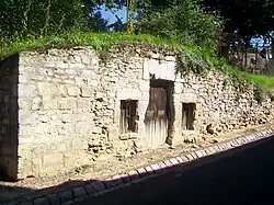 Cave externe, rue du Pontceau.