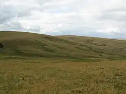 Détail du versant est.