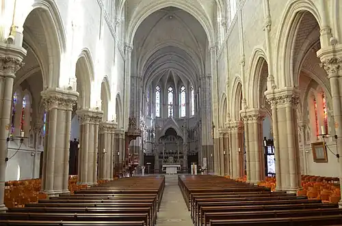 Chœur de l'église.